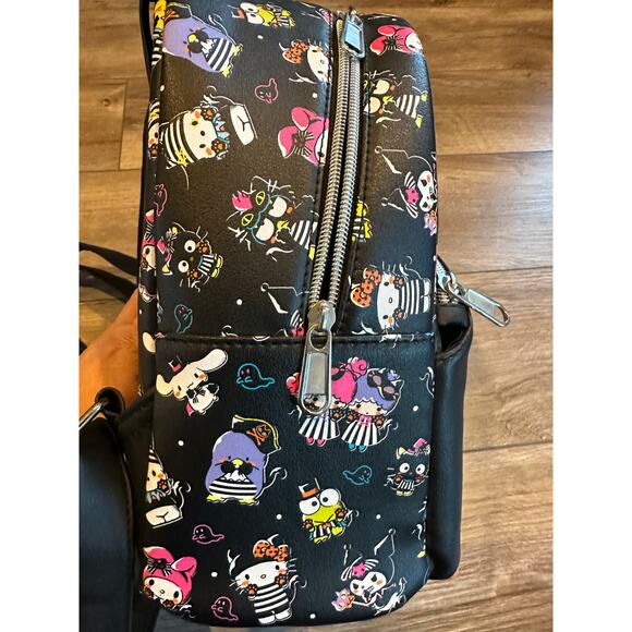 Loungefly Hello Kitty & Friends Halloween Backpack - Picture 5 of 12